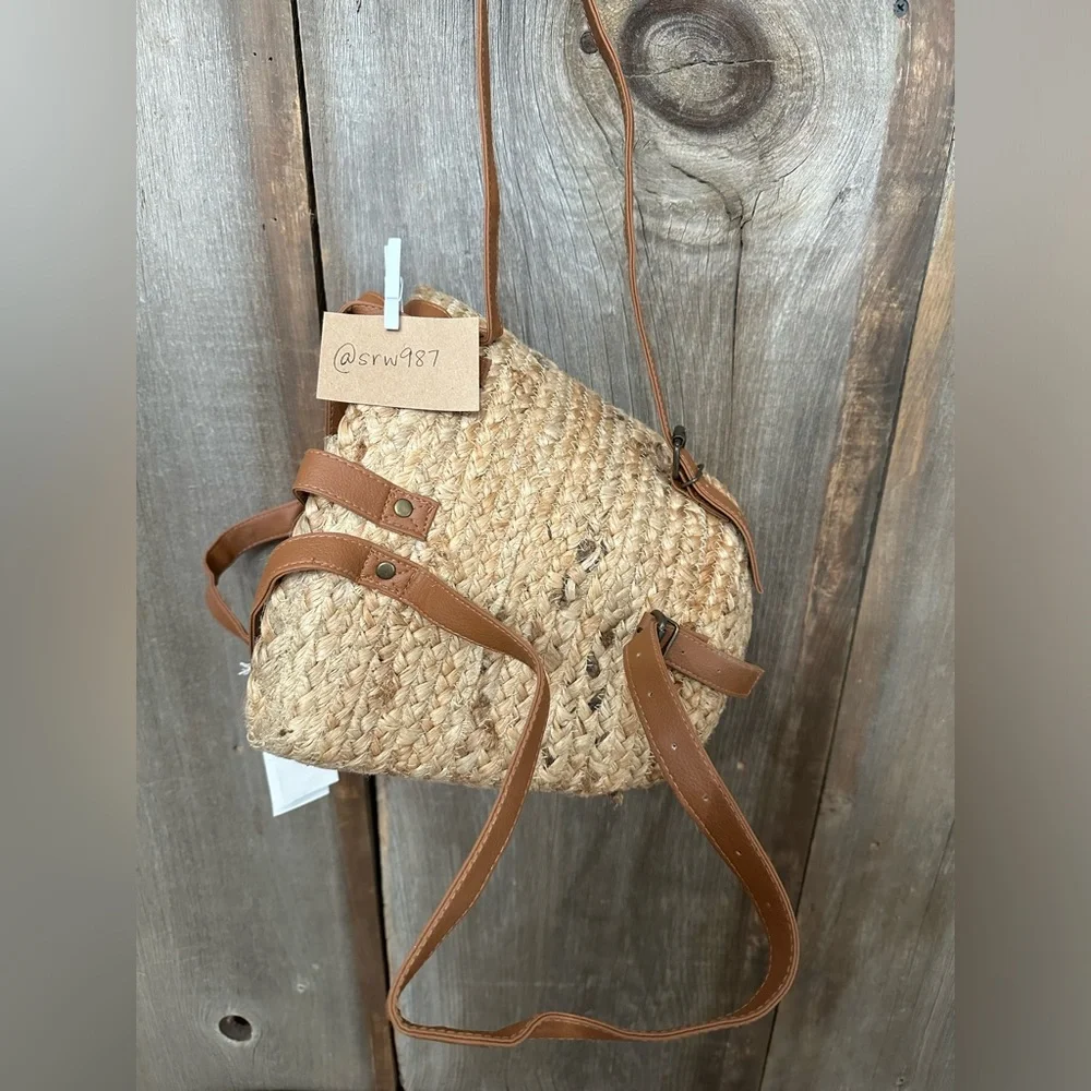 XIX Palms The Shore Break Picnic Cooler Bag Beachly Exclusive in Jute